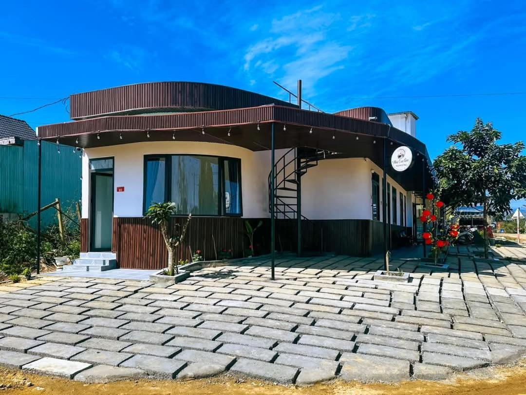 Homestay Nha Cua Gao Kon Tum Exterior photo
